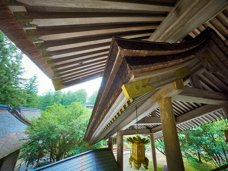 小國神社 修復前のお屋根「御本殿」
